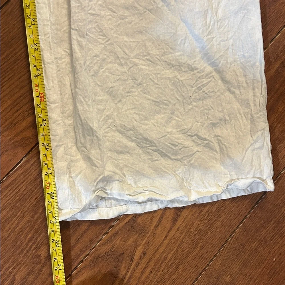 Zara women’s white linen pants